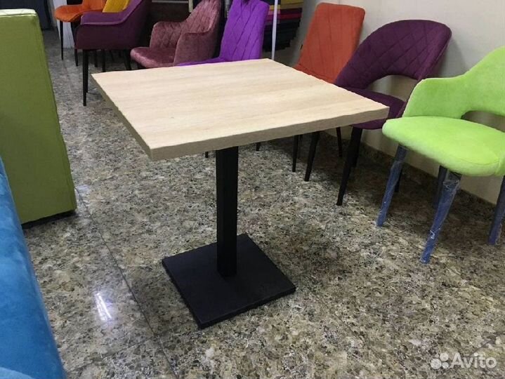 Стол