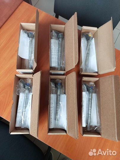 Форсунки Touareg 3,0TDI casd 0445116015