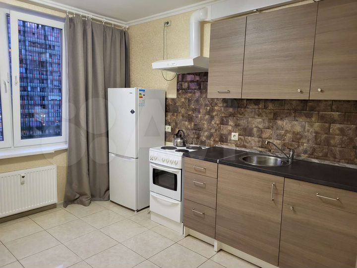 1-к. квартира, 40 м², 9/20 эт.