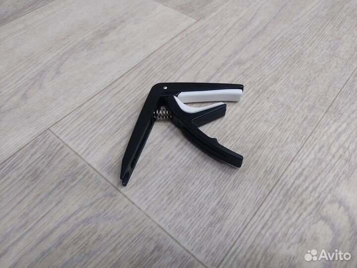 Набор аксессуаров для гитары