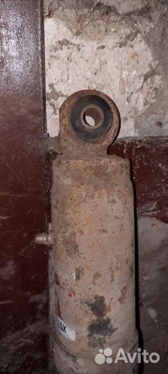 Амортизатор задний chevrolet tahoe