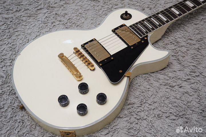 Комплект: Электрогитара Photogenic, Чехол и Комбоу