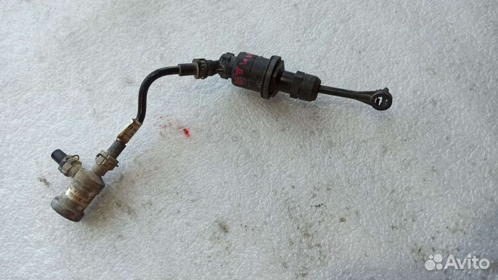 Главный цилиндр сцепления Nissan Tiida c11