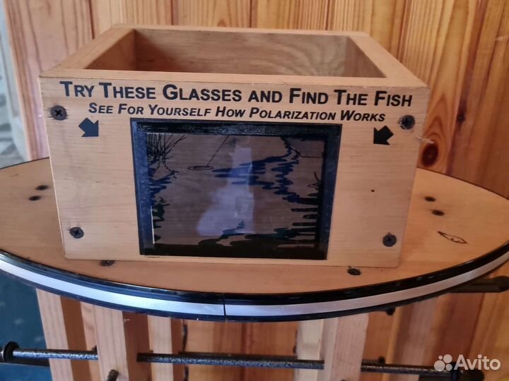 Витрина для поляризационных очков