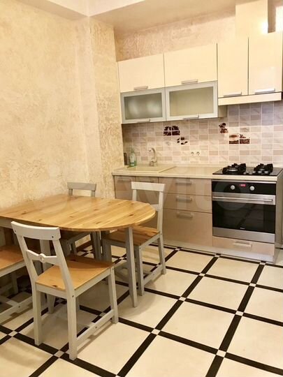 2-к. квартира, 52 м², 9/12 эт.