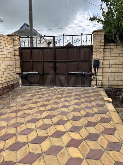 Дом 243 м² на участке 8 сот.