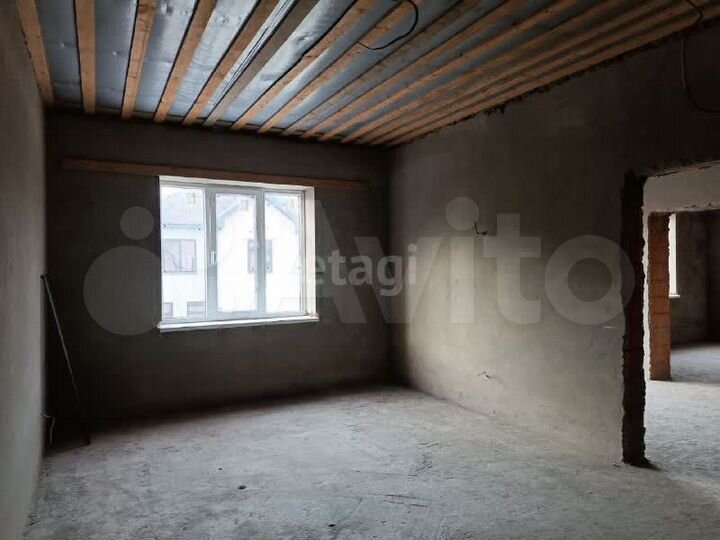 Дом 222 м² на участке 4 сот.