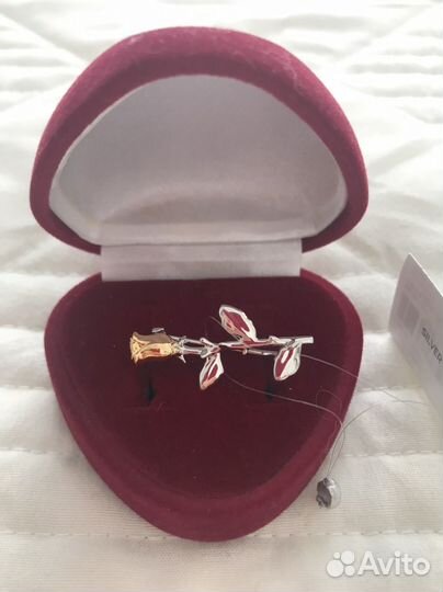 Брошь серебро