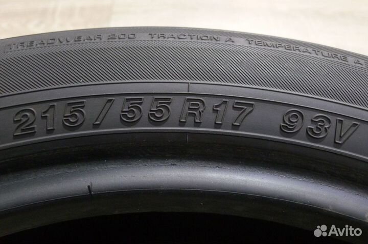 Yokohama dB Decibel E70 215/55 R17 93V