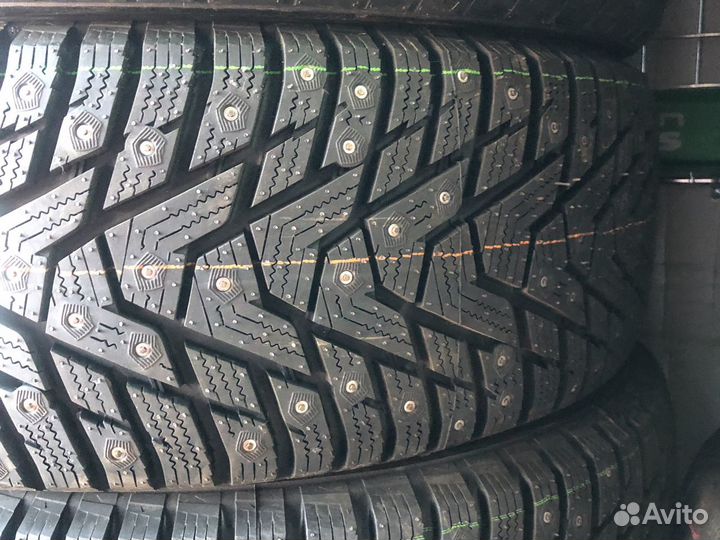 Hankook Winter I'Pike RS2 W429 215/55 R17 98T