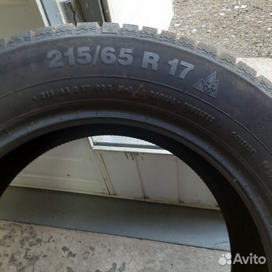 Continental Conti4x4WinterContact 215/65 R17