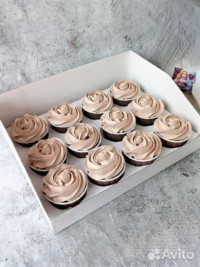 Торт - корпоративный подарок на 8 марта