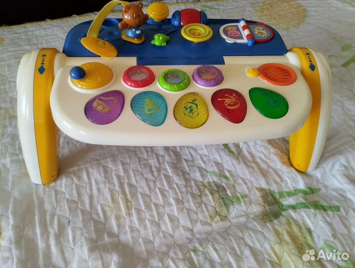 Музыкальный столик Chicco