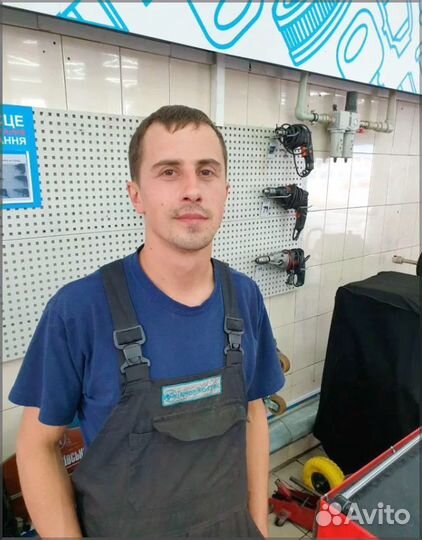 Мастер на час. Повесить карниз, шкаф, люстру, бра