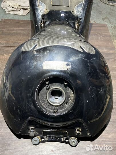 Бензобак для Kawasaki ZX14 ZZR1400 06-11