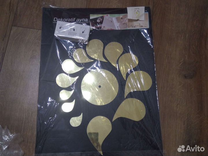 Часы на стену, наклейка