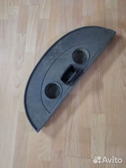 Автомобильный столик