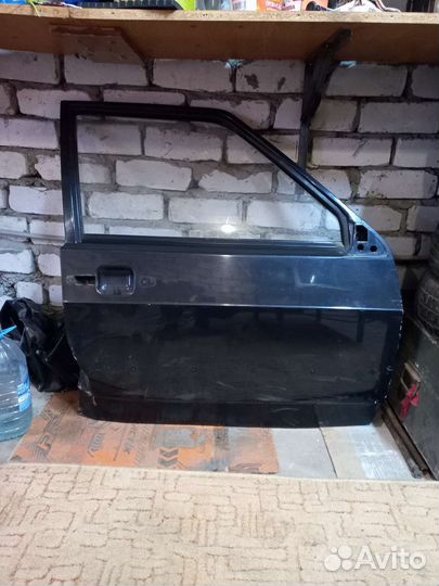 Дверь правая передняя