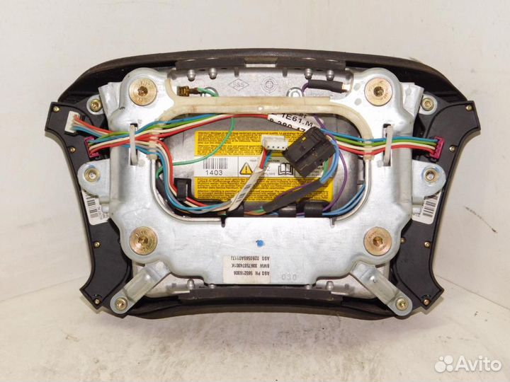 Подушка безопасности водителя BMW 5 E39 рест. 2002