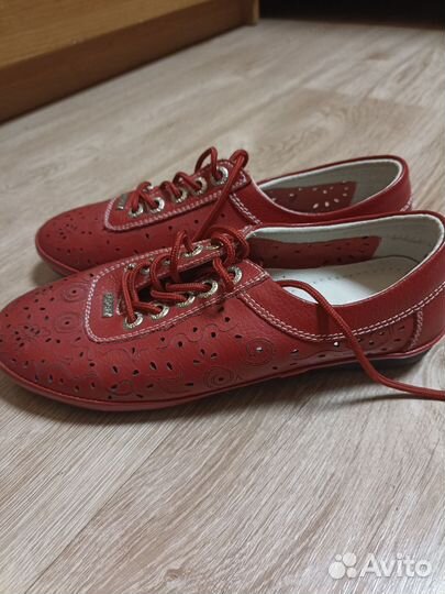 Мокасины, топсайдеры женские кожаные 36 новые