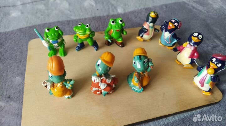 Киндер сюрприз 90-е Пингвины, Лягушки, Динозавры