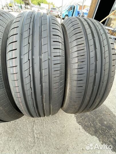 Yokohama BluEarth AE50 215/65 R17 99V