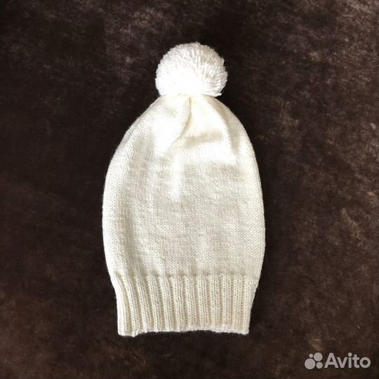 Шапка с помпоном
