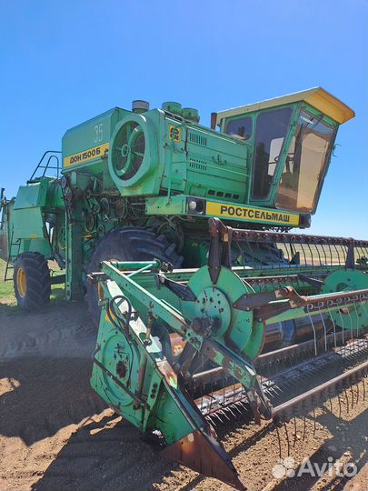 Комбайн Ростсельмаш Дон 1500Б, 2002
