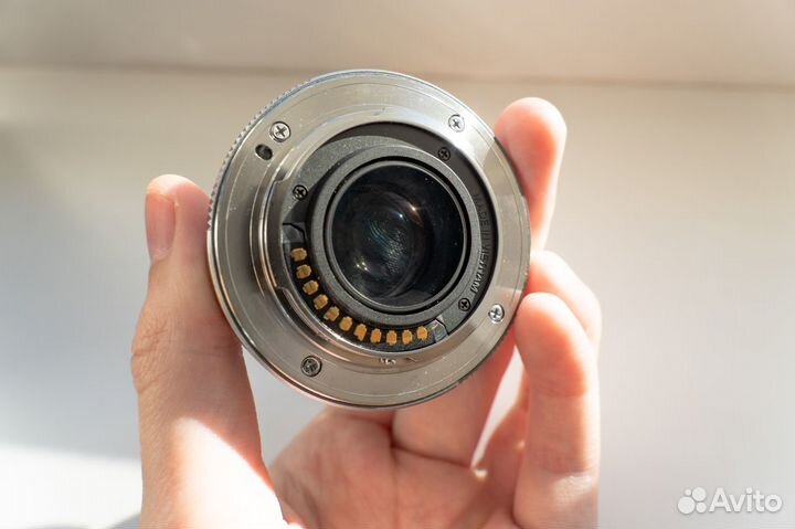 Olympus OMD EM10 Mark 3 Body+ olympus 45mm 1.8