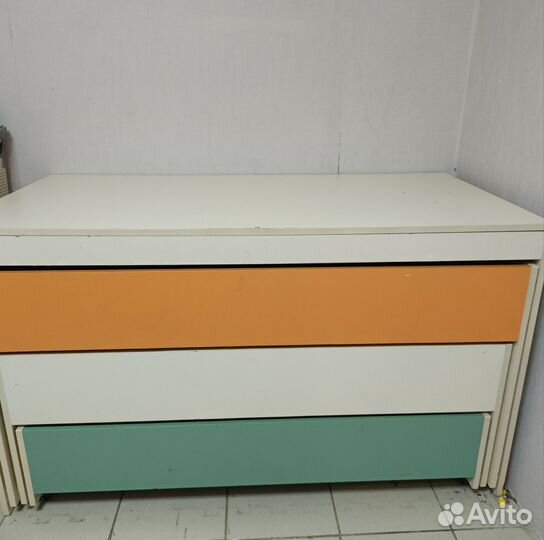 Кровать трёх ярусная