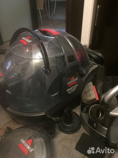 Моющий пылесос Bissell 81N7