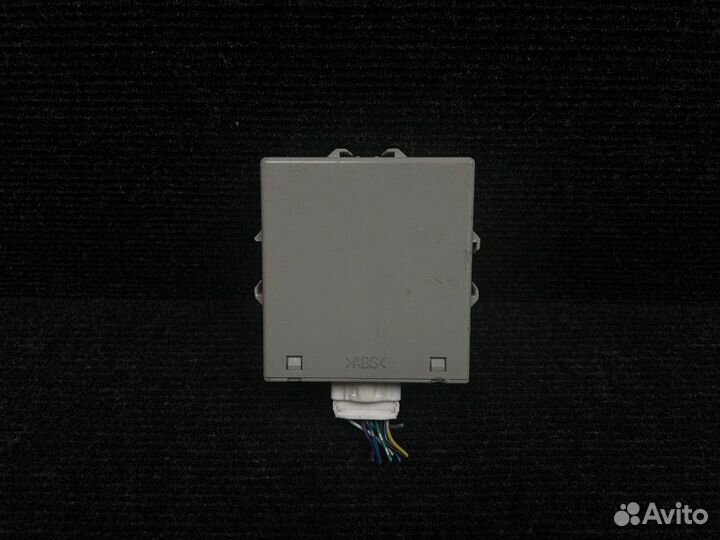 Блок управления раздаточной коробкой Mitsubishi