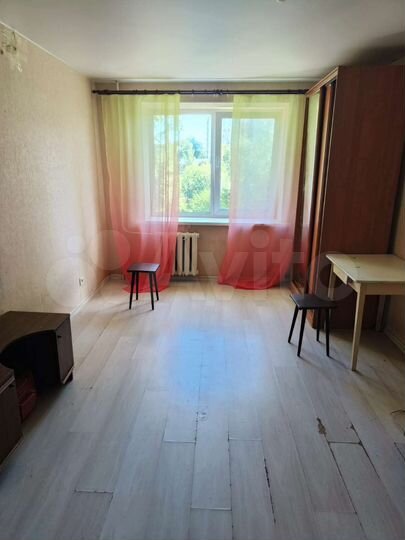 Комната 18,3 м² в 8-к., 4/5 эт.