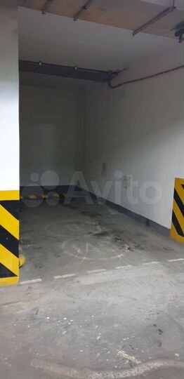 Машиноместо, 13 м²