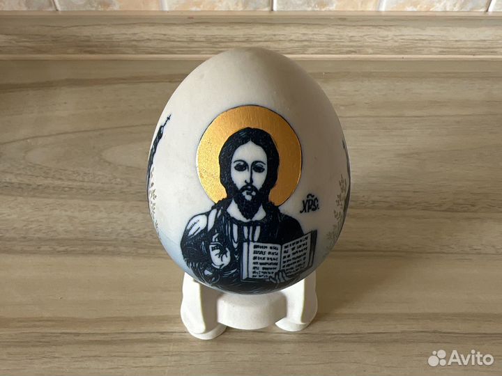 Винтажное пасхальное яйцо