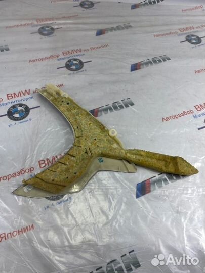 Обшивка задняя левая Bmw 5 Е60 M54B30 2004