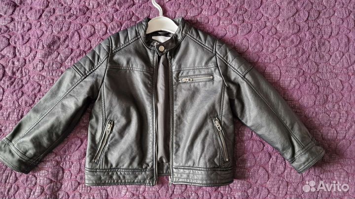 Куртка Zara на мальчика 116 экокожа