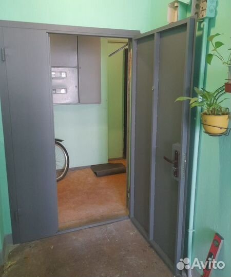 Дверь для тамбура