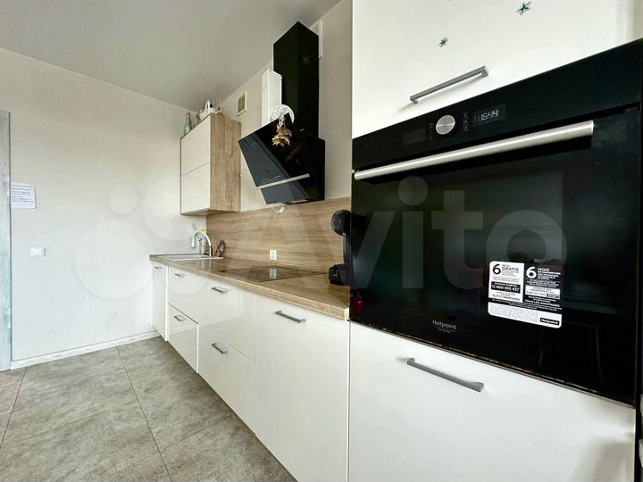 2-к. квартира, 65 м², 15/17 эт.