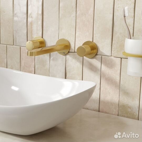 Смеситель для раковины wasserkraft Schunter 8245 золото матовое