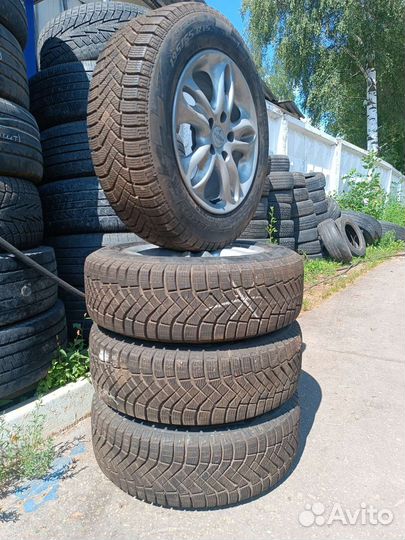 Pirelli Ice Zero FR 195/65 R15 95T