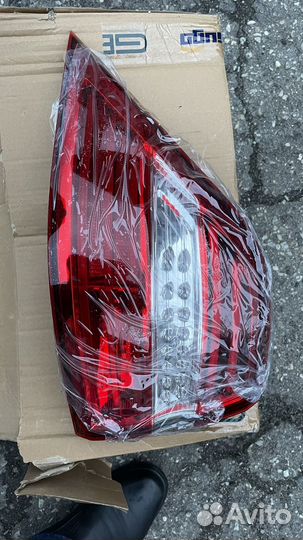 Фонарь задний левый наружный