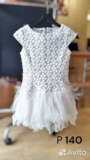 Нарядное платье для девочки 140