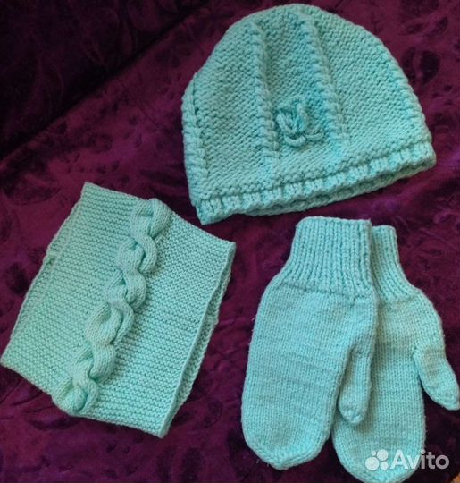 Комплект шапка, шарф, варежки.Ручная работа