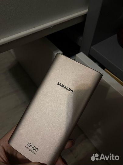 Портативный аккумулятор