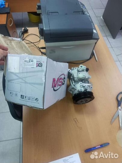 Компрессор кондиционера Toyota Avensis 2, Auris