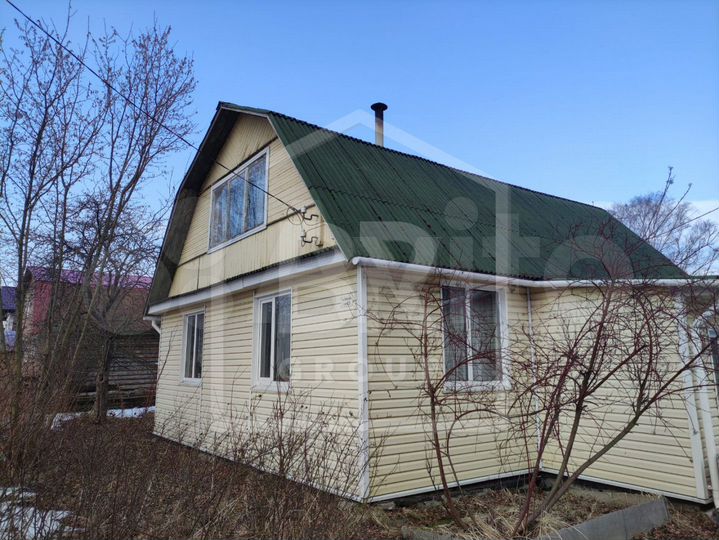 Дом 61,2 м² на участке 9 сот.