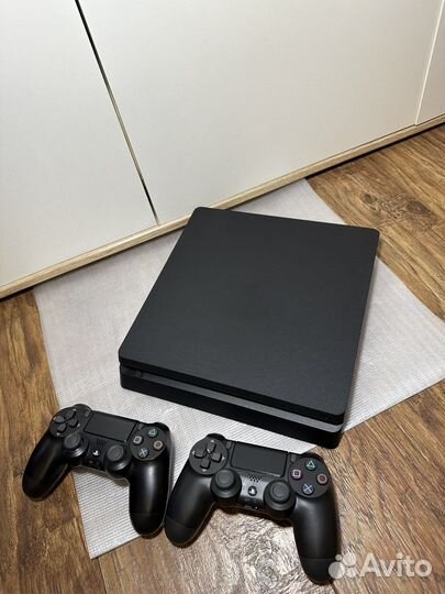Как новая PS4 Slim 1TB + 2 джойстика по 9.03