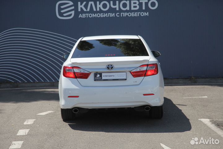 Toyota Camry 3.5 AT, 2014, 250 000 км