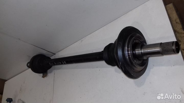 Привод задний Мерседес GLC,Е 213 сост нового